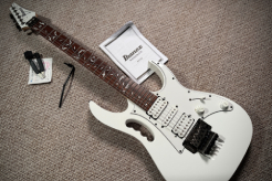 Ibanez依班娜JEMJR-WH 95新 二手电吉他 成色非常新