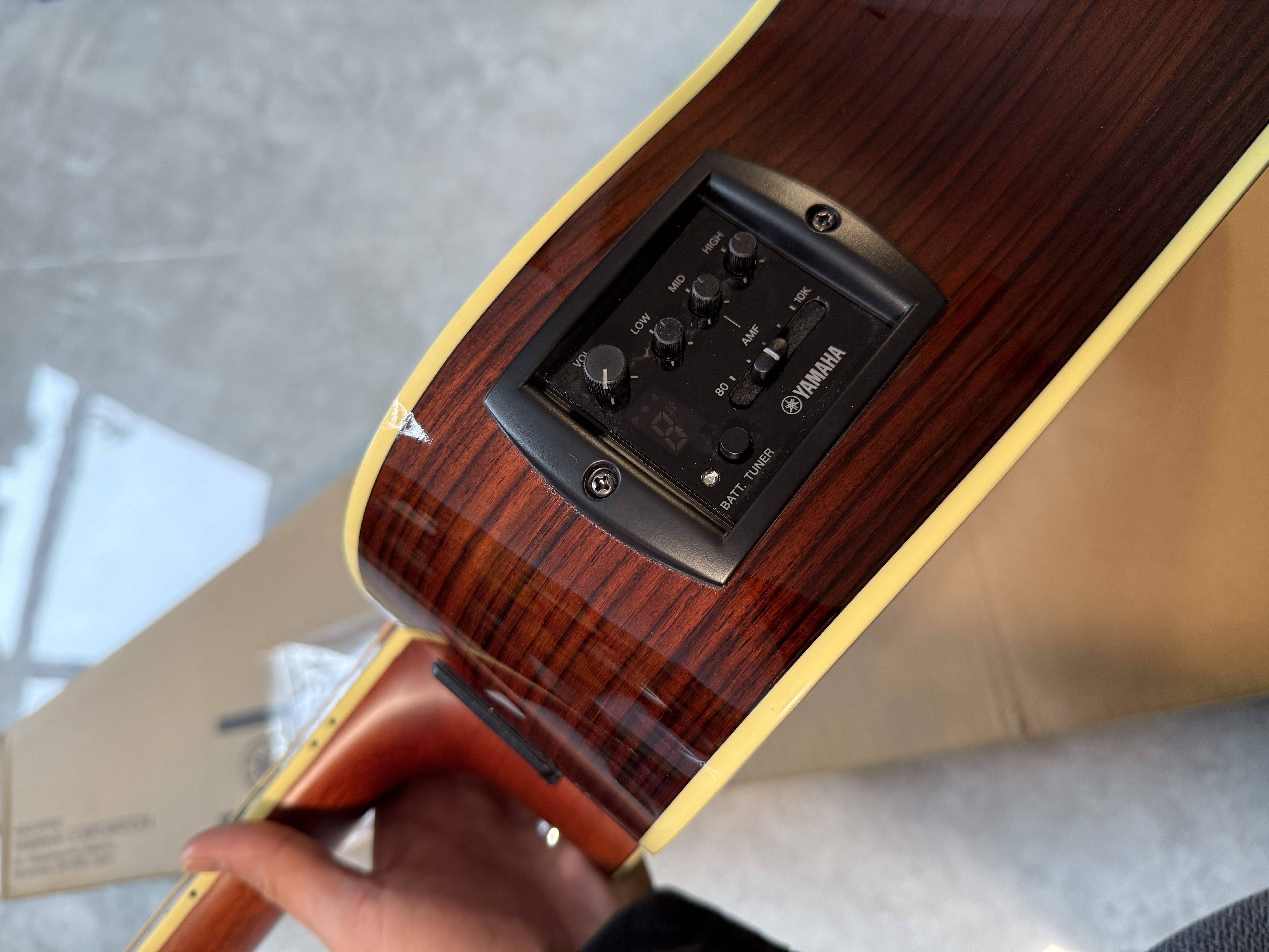 雅马哈FGX830C实拍图4